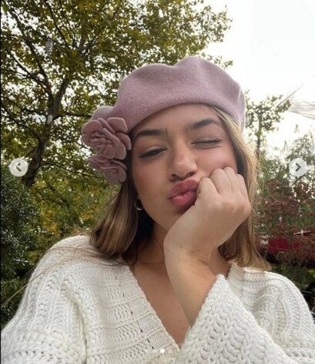 Emily Legler naked actress img