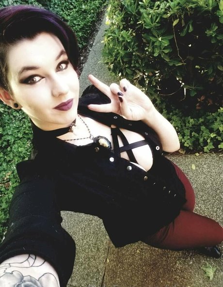 alicesnow sexy actress archive