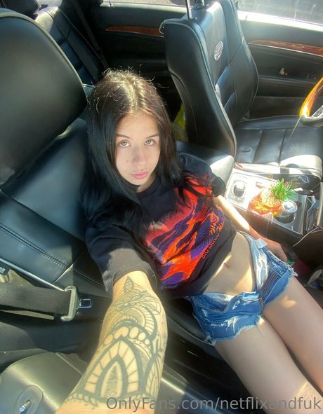 lizzysnyder18 free star galleries