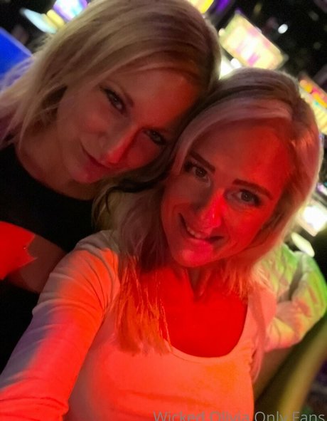 wicked olivia_ beautiful star images