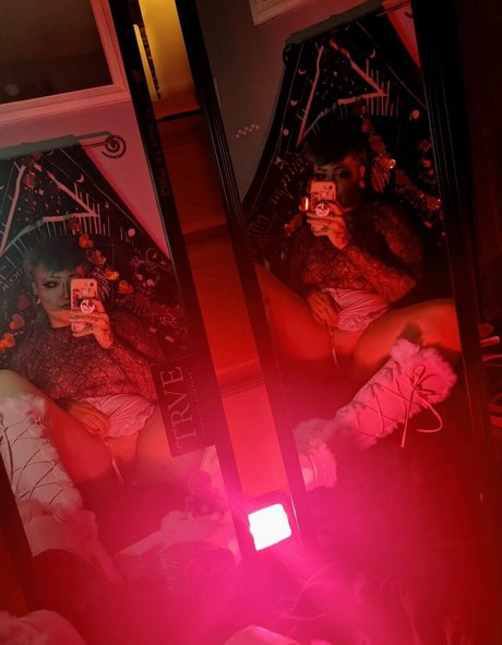 lovexee adult star pictures