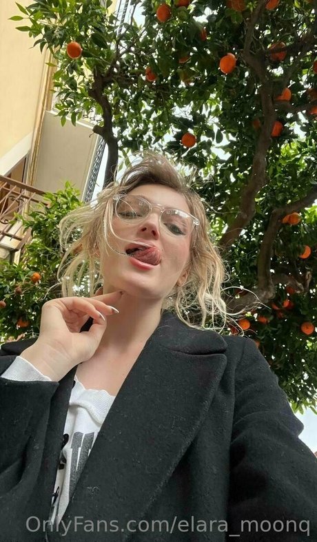 elara moonq pornstar nude archive