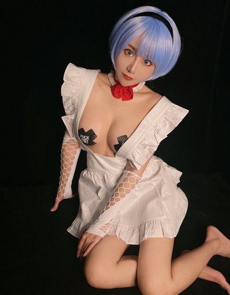 Uying ASMR star pics