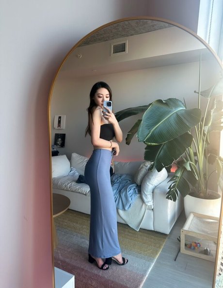 amateur lesbian onlyfans pornos image