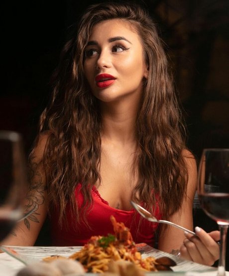 Marina Rebediuk pornstar pretty galleries