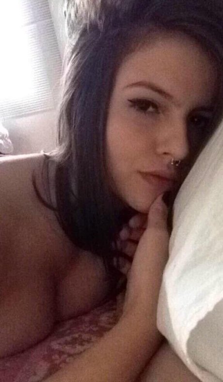 Giovanna Aguiar pornographic star archive