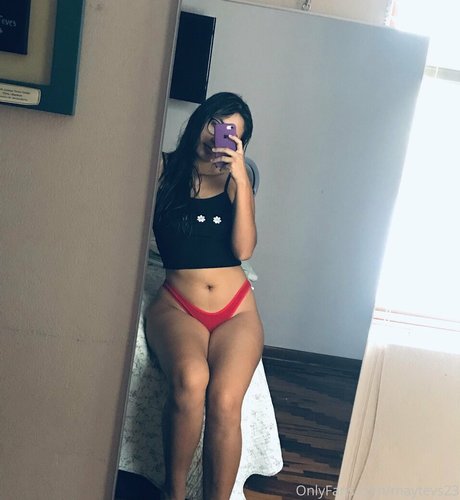 naughtylatinagirl hot model images