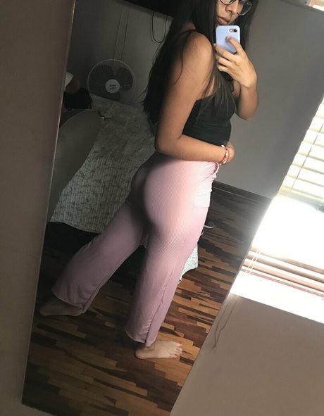 naughtylatinagirl pretty star picture