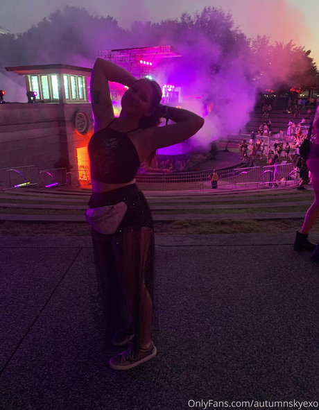 autumnskyexo nude actress pics