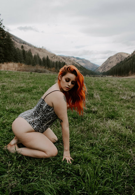 hotchellerae xxx star image