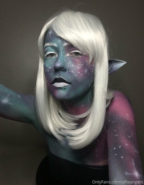 itsparisangel sexy actress galleries