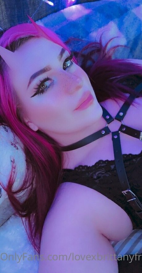 lovexbrittanyfree pretty model image