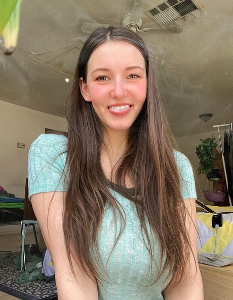 mel0dic erotic exclusive pornstar archive