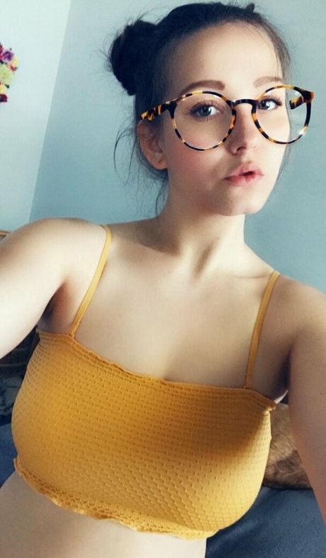 mel0dic erotic perfect pornstar photo