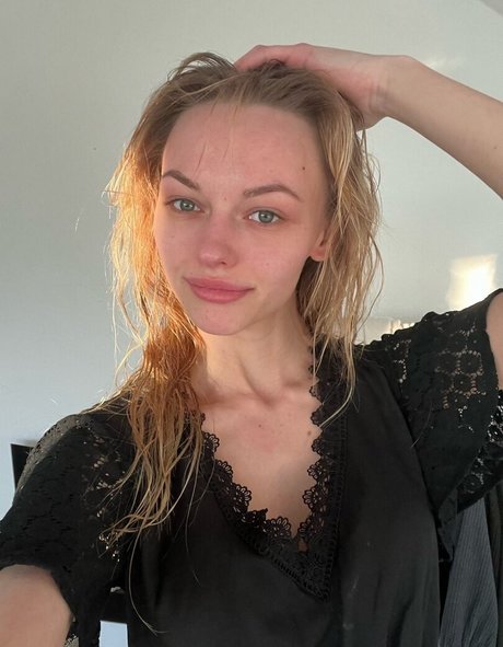 JasminaKlum star pornographic photos