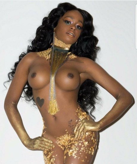Azealia Banks beautiful star pictures
