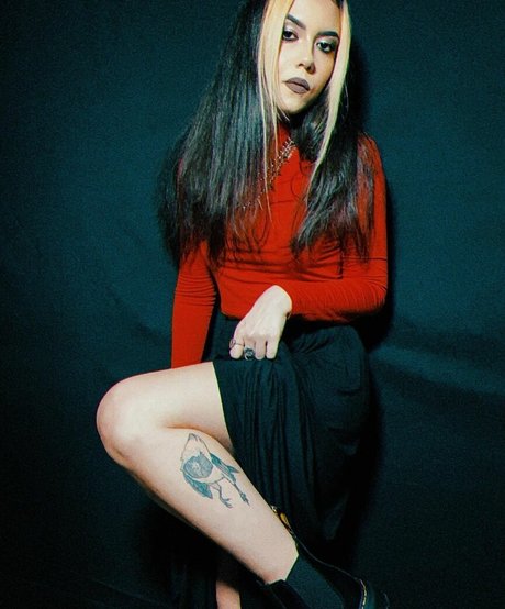 Violet Orlandi xxx pornstar photo