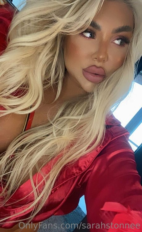 sarahstonnee pornstar img