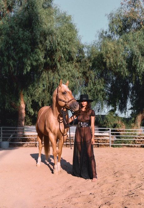 free asian onlyfans hot nude img