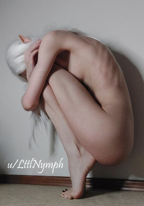 iShyNya star beautiful photo