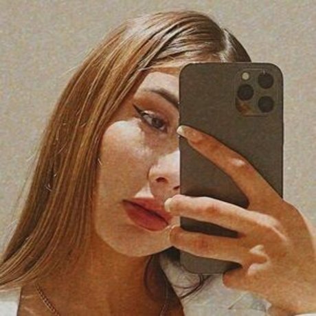 Mila Bernal star porn images