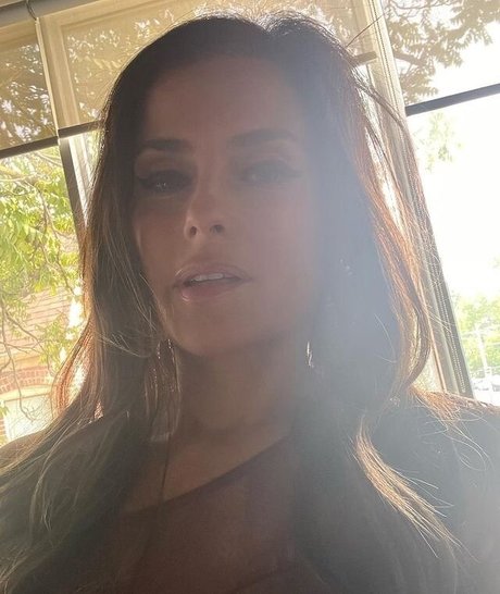 Nelly Furtado nice model picture