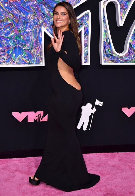 Nelly Furtado beautiful pornstar pics