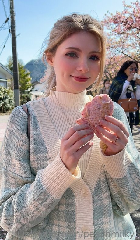 asian cheerleader onlyfans hot naked pics