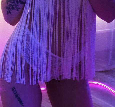 chubby small tits onlyfans hot sexy pics