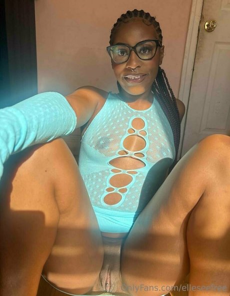 elleseefree xxx model gallery