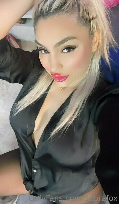 debrafox hot pornstar photo