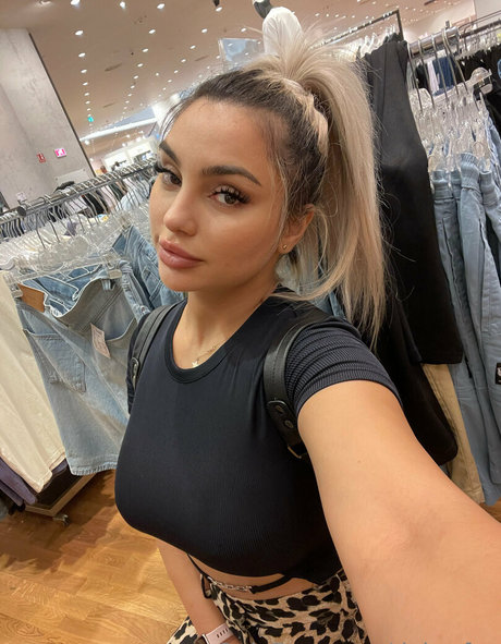 debrafox star perfect photos