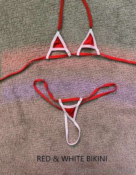 roozu model naked galleries