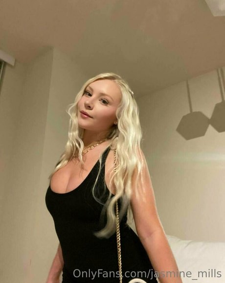 Jasmine Mills nude star pic
