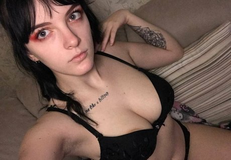 greendream69 pornographic model gallery