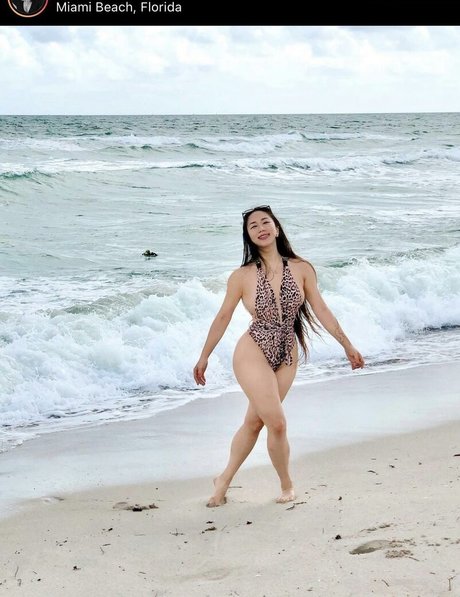 gay onlyfans naked images