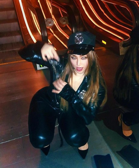 Dajinism sexy actress galleries