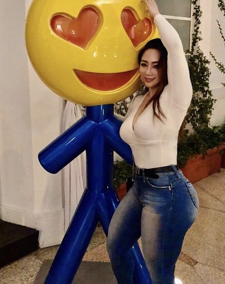 Dajinism art model pics