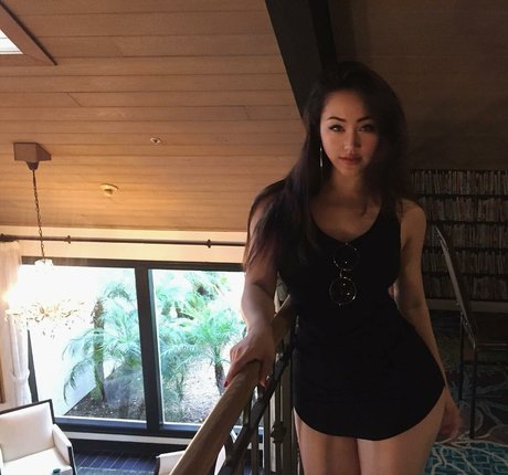 Dajinism model pornographic gallery