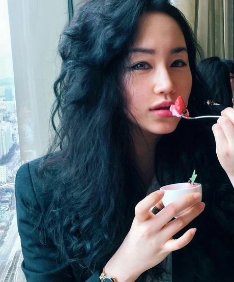 Dajinism star exclusive pic