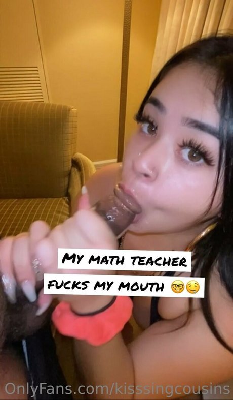 kisssingcousins model erotic picture