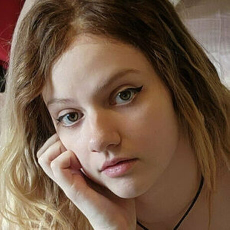 clairemort nude model photo