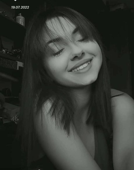 arab pawg onlyfans pornographic image