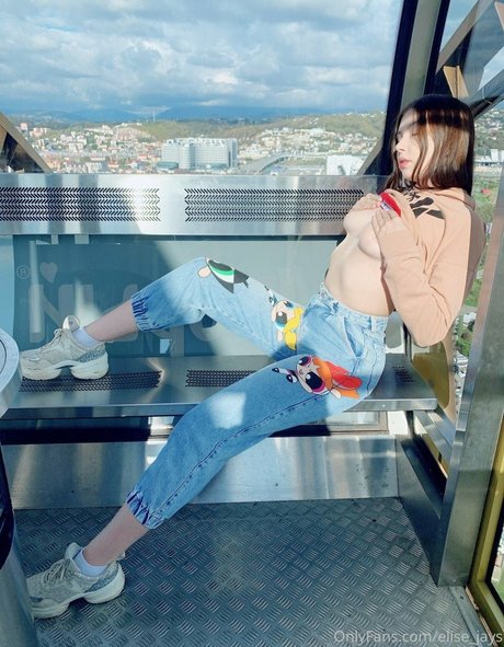 aliselis nude pornstar image