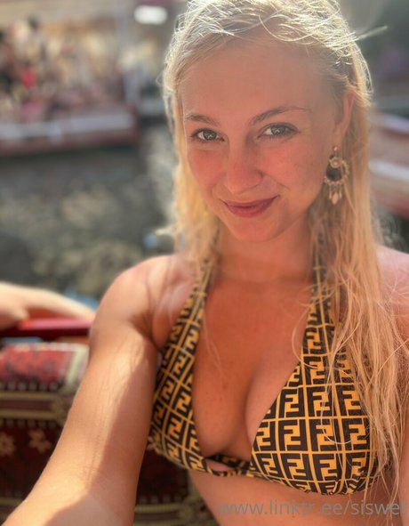 amateur lesbian onlyfans hot naked pics