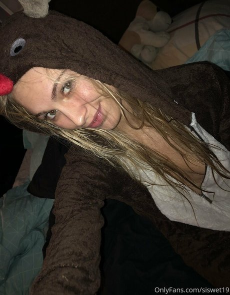 siswet19 nice actress pics