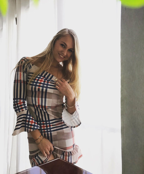 siswet19 sexy pornstar pics