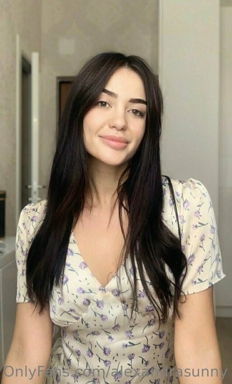 alexandrasunny perfect actress galleries