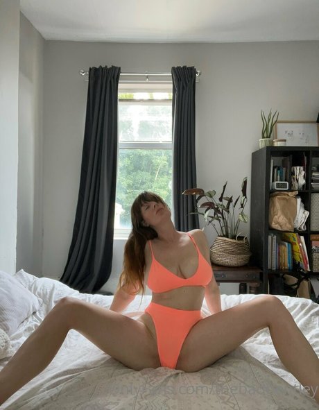 thebadbentley pornstar nude photo