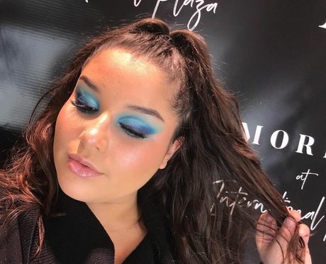 Ilianna pretty actress img